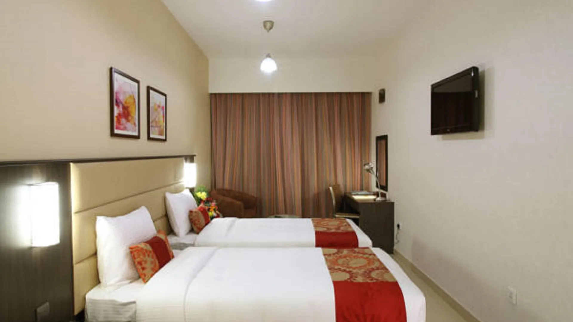 **  Florida Al Souq Hotel Dubai United Arab Emirates