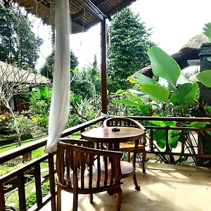 astawa-house.ubudhotelsnow.com/